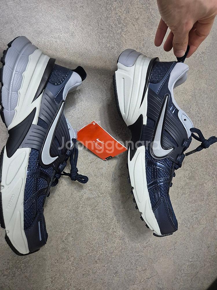 나이키 v2k런 썬더블루그레이 265mm 국내매장판 새...--6