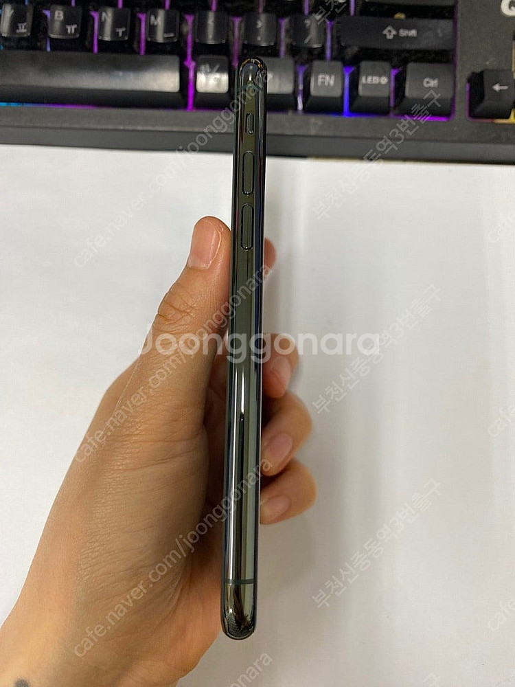 205006 아이폰11프로 그린 SS급 256GB 무잔...--4