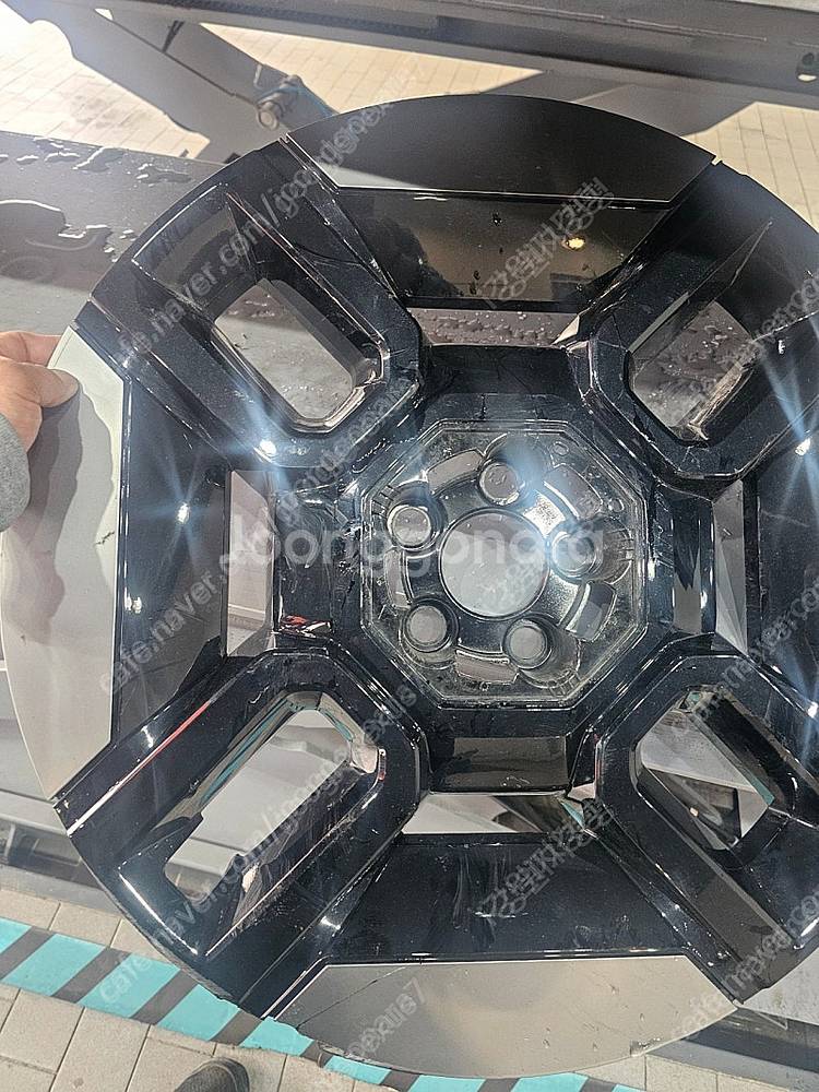 ev9 21인치 중고휠 판매합니다--5