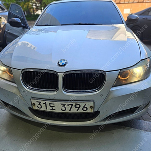 BMW 320d 회색 270 판매합니다