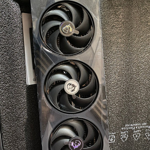 MSI 지포스 RTX 5070 게이밍 트리오 OC D7 12GB 트라이프로져4 RTX5070