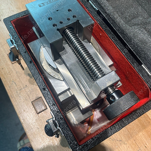 버텍스 앵글바이스 VUA-3