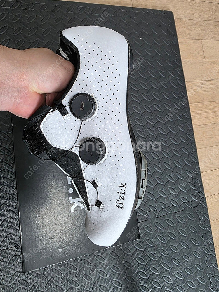 피직 인피니토 카본2 와이드 41사이즈 클릿슈즈팝니다--4