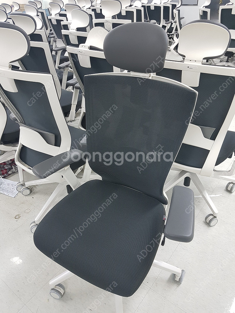 퍼시스 사무용의자 CHN4300WAH 대량판매--1