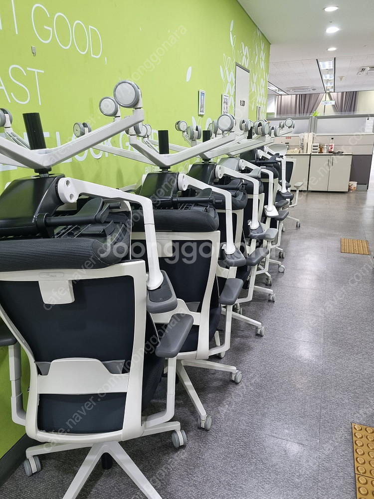 퍼시스 사무용의자 CHN4300WAH 대량판매--4