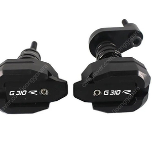 BMW G310R용 프레임 슬라이더 팝니다(좌우-2개) 새제품 (2만원)