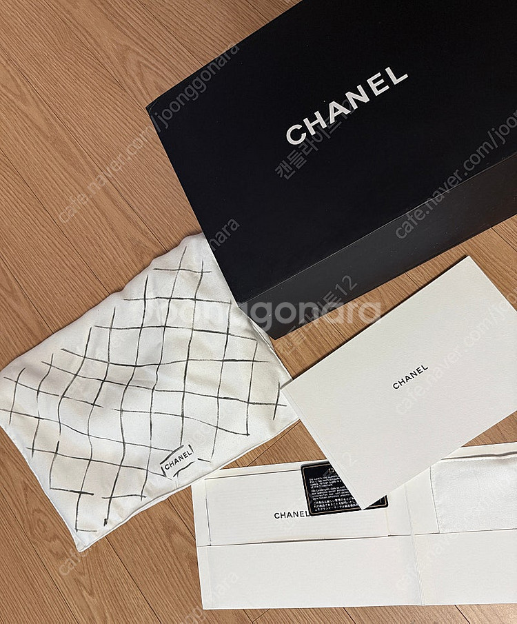 샤넬 클래식 금장 점보--2