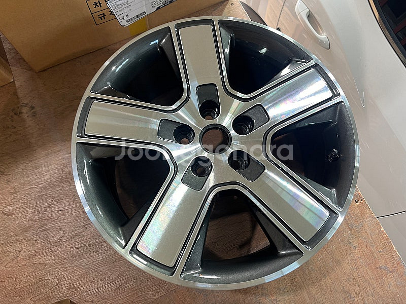 [용인 미형상사] 올란도 18인치 순정 휠--0