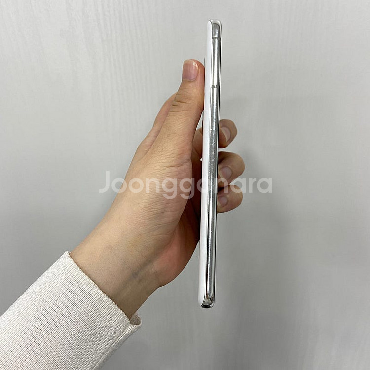 86219 갤럭시S21 256기가 화이트 팝니다 15만...--7