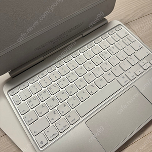 애플 정품 iPad 11 pro M4 매직키보드(한영)