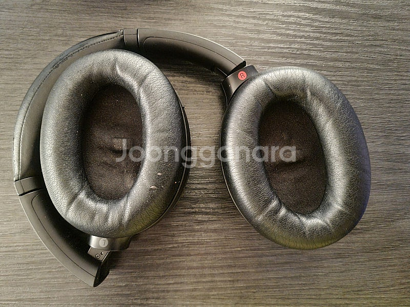 소니 WH-1000XM4 블랙 헤드폰 싸게 판매합니다--1