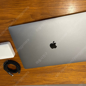 맥북프로 i9, 32G RAM, 500G SSD, 560X 4G