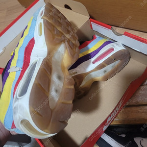 한정판에어맥스95 멀티컬러팝니다