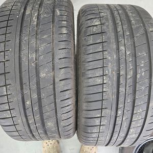 275 30 20 미쉐린타이어 파일럿스포츠3 런플렛 2본팔아요~~