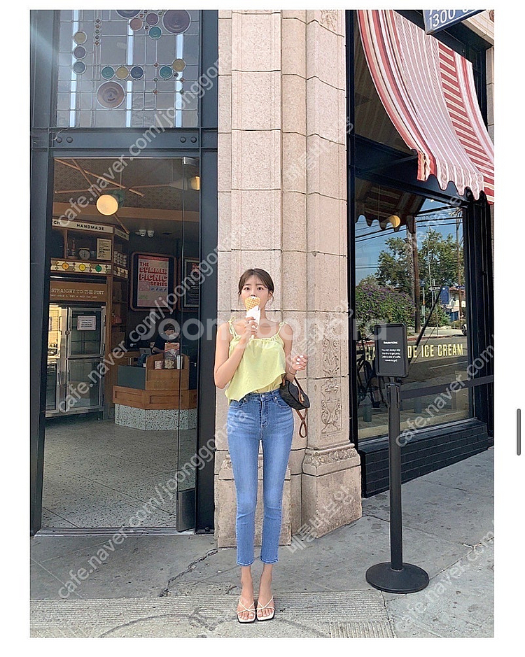 [새상품] 하와 스탠다드 청바지 판매--0