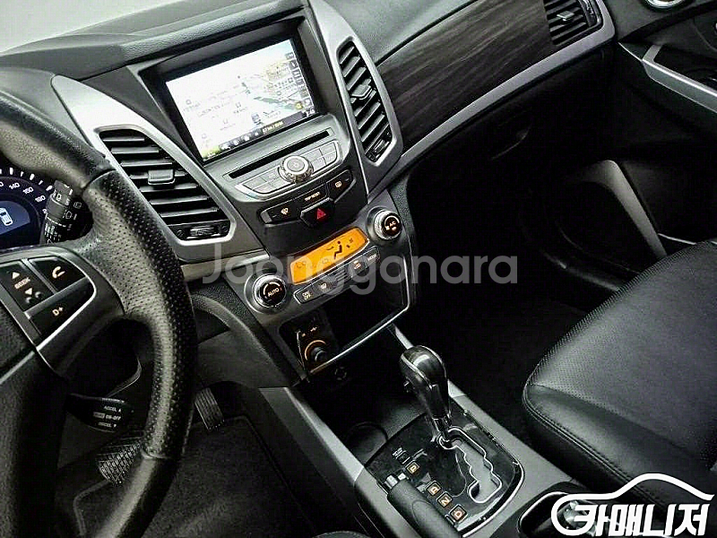 [KG모빌리티(쌍용) ]뉴코란도C 2WD 2.0 CVT...--1
