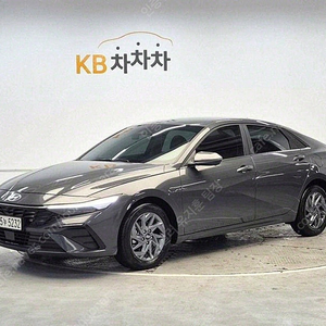 아반떼 중고 아반떼 CN7 중고 아반떼 신형 중고 회색 2024년식 12,394km 1.6 가솔린 인스퍼레이션 수원중고차