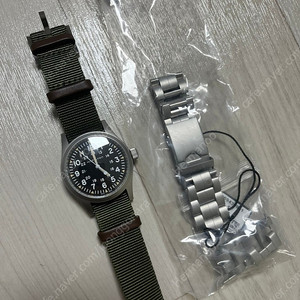 해밀턴 카키필드 메카니컬