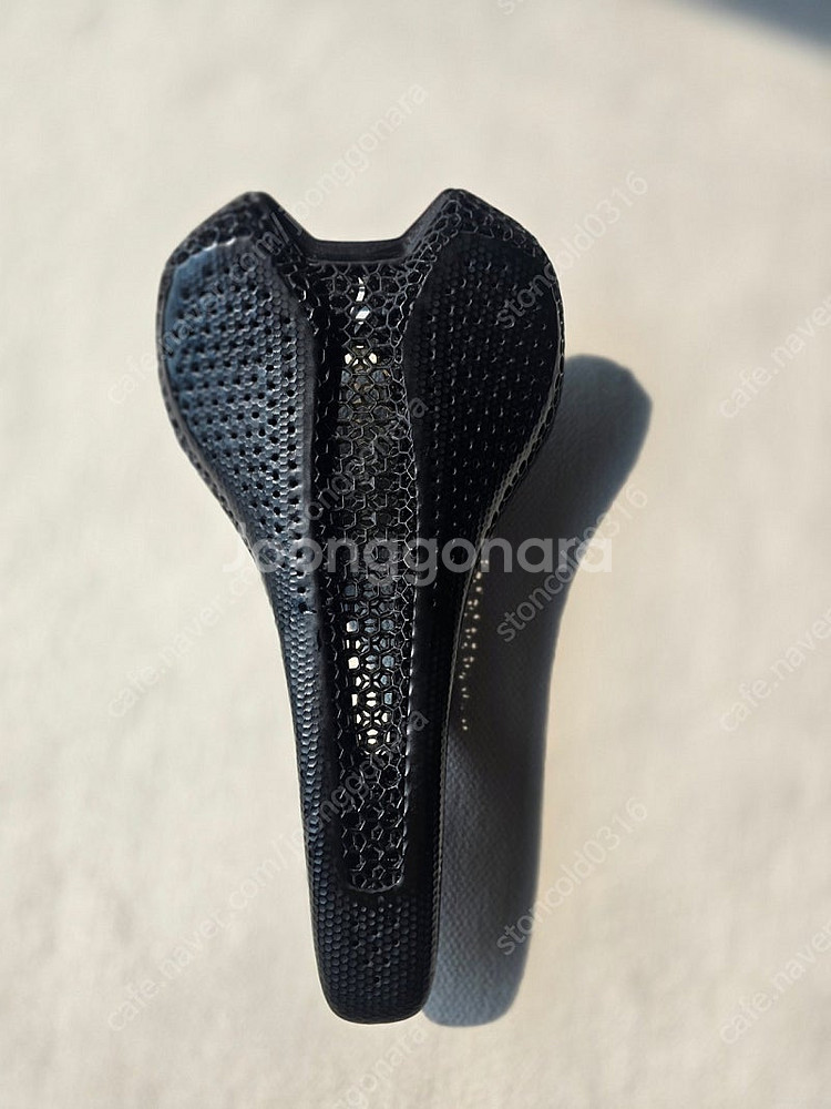 에스웍 로민 3d안장 143mm--0