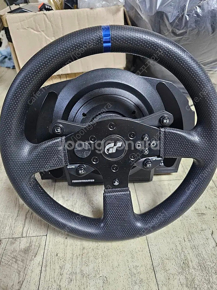 트러스트마스터 t300rs gt 레이싱휠--0