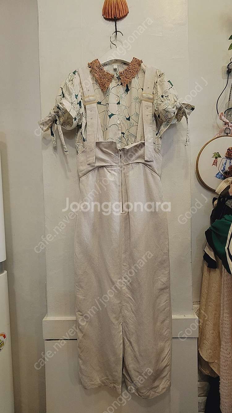 임블리 크로셰 카라 퍼프 블라우스 Murua 무루아 린...--0