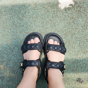 디올 프리미엄급 샌들