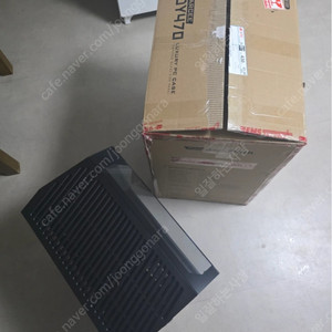 다크플래시 DarkFlash DY470 본체케이스 + GCB470 라이저 케이블 팝니다