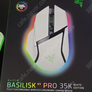 레이저 바실리스크 v3 pro 35k 민트급