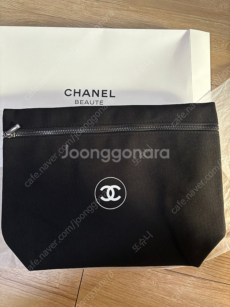 샤넬 뷰티 정품 블랙 파우치 미개봉 새상품--0