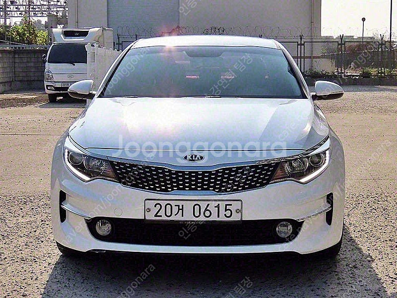 K5 중고차 시세 흰색 2016년식 2.0 LPI 프레...--0