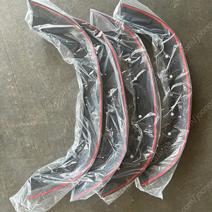랜드로버 디펜더 90 펜더 프로텍터 오버휀더