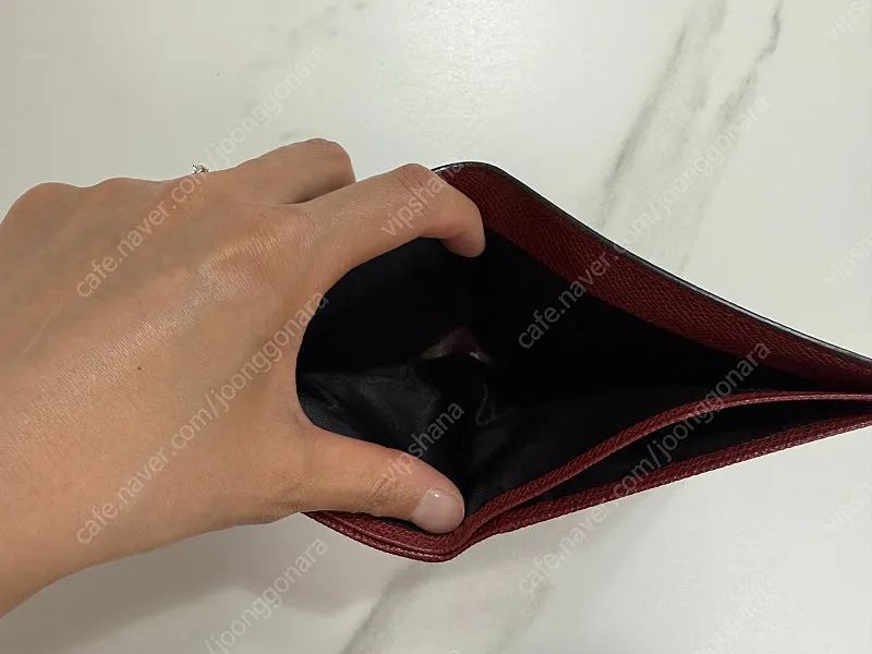 발리 남성 반지갑 이미지