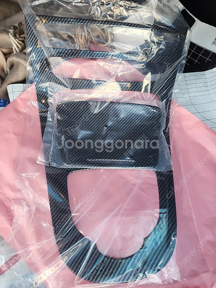 벤츠 w213 센터패시아 카본커버 판매합니다--2