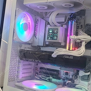 고사양 게이밍 게임용컴퓨터 배그 영상편집 RTX5070 AMD Ryzen7 9700X 와이파이가능
