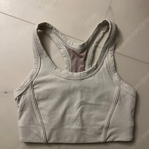 룰루레몬 브라탑 리브드 Nulu 요가 브라 US4