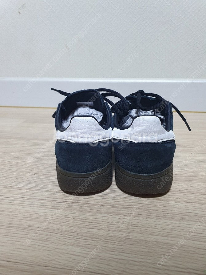 아디다스 스페지알 스니커즈 사이즈 220 판매해요--4