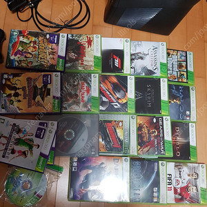 엑박 xbox360 슬림 320GB+ 키넥트 + 게임다량