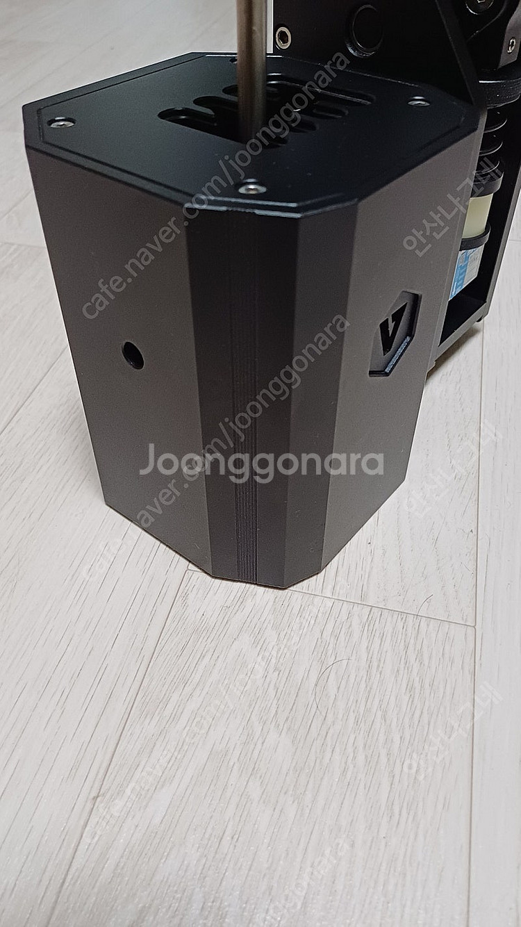 vnm 쉬프터와 핸드브레이크 35만원에 일괄로 판매합니...--2
