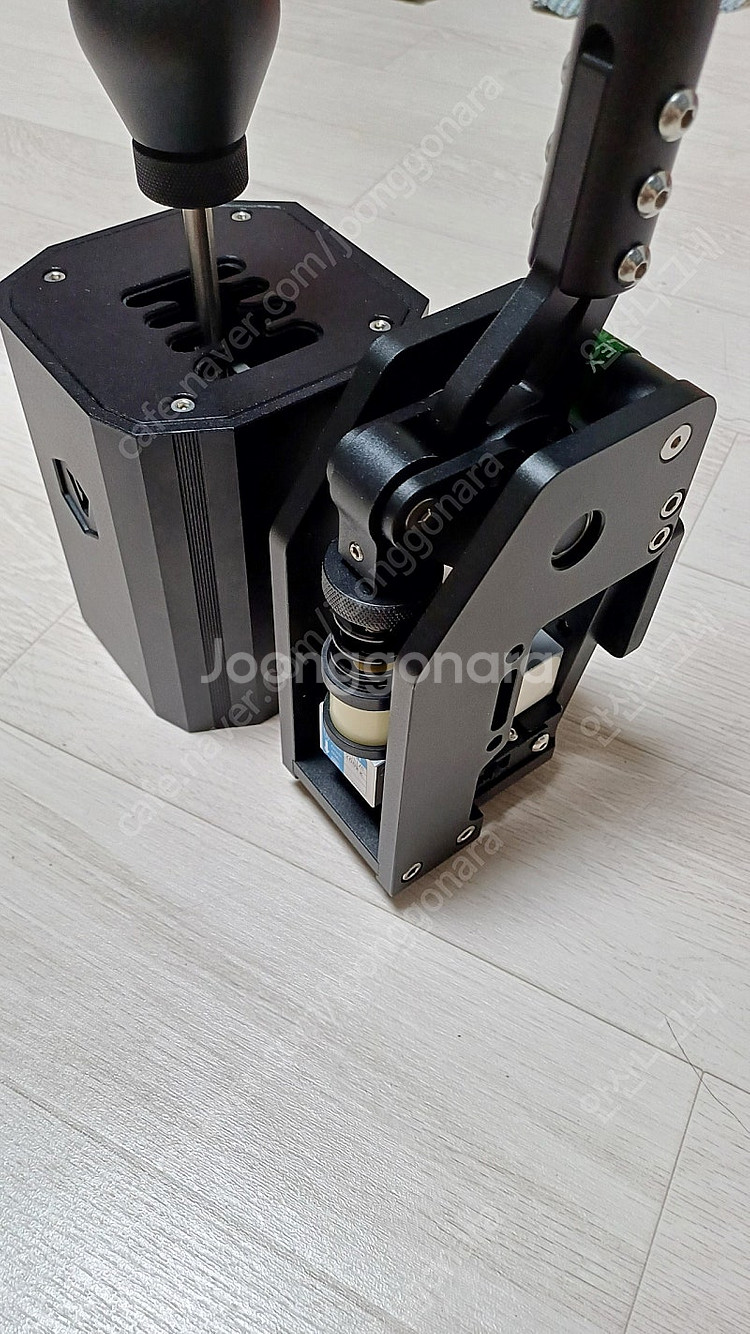 vnm 쉬프터와 핸드브레이크 35만원에 일괄로 판매합니...--6