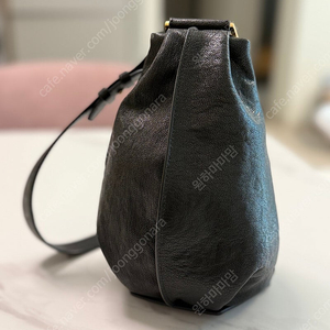 루에브르 삭드트롬펫(강민경가방)