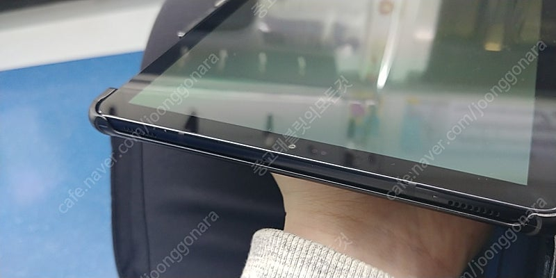 갤럭시탭S4 LTE (T835) S급 케이스포함 14.2만 팔아요 이미지