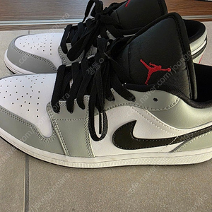 Jordan 1 Low Light Smoke Grey 스모크그레이 팝니다