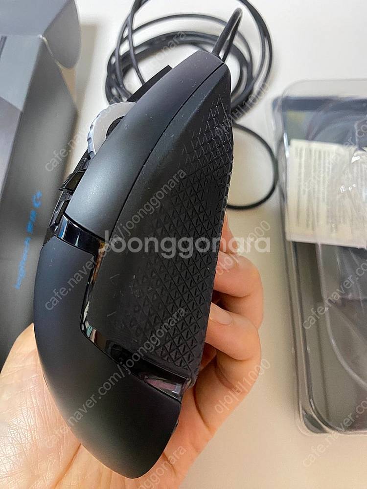 로지텍 G502 유선 팝니다.--4