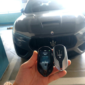 마세라티 기블리, 콰트로포르테, MC20, 르반떼, 3200GT, 그란투리스모, 스파이더 디지털키 전환 구성, 4가지 색상 선택가능