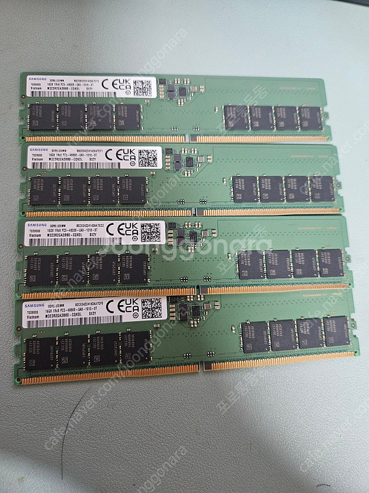 삼성 ddr5 16 기가 4개--0