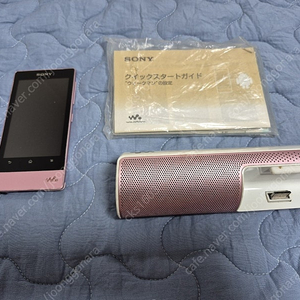 SONY 워크맨 NW F806 32G 핑크색상 정상작동품 판매합니다.