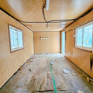 [현장출고] 3m×6m 중고컨테이너 창고 — 빠른 거래 가능합니다!