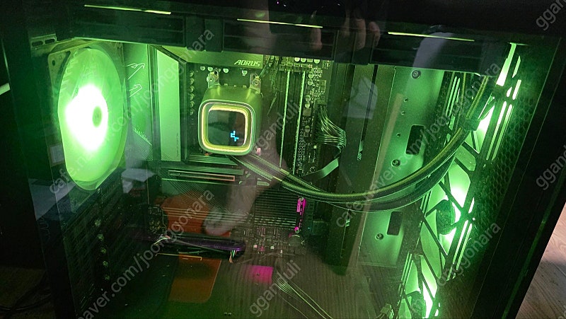 7900x 본체팝니다 (ssd 2tb, ram 32, power 1050w)