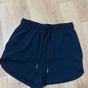 h&m 허리밴딩 트레이닝 팬츠 반바지 새상품
