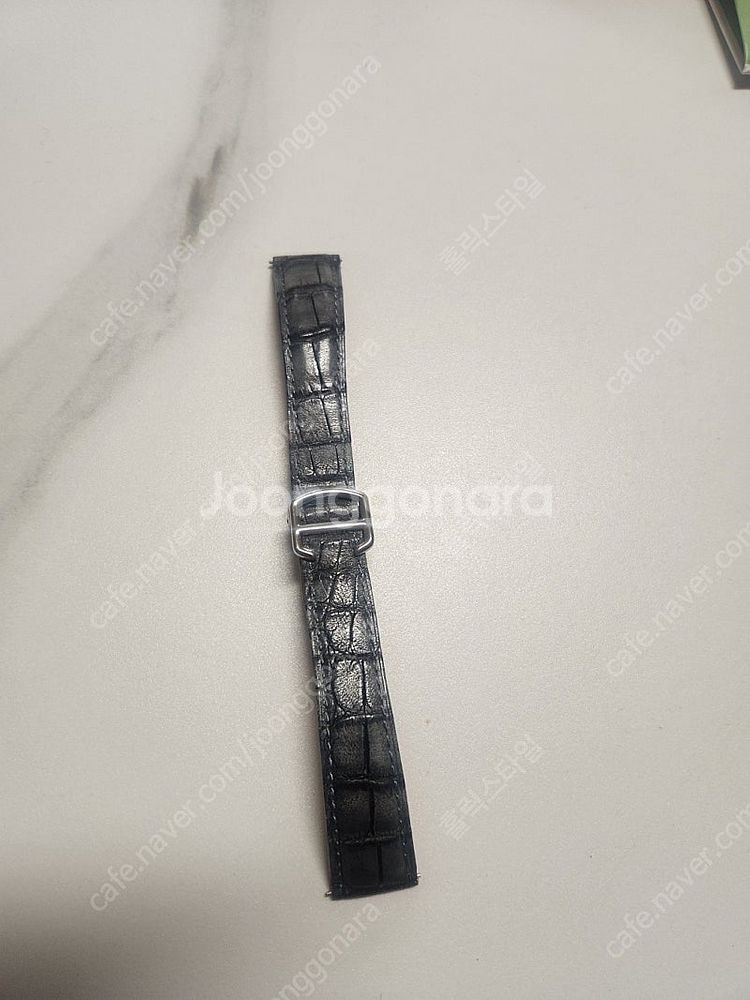 인피니토 스트랩 까르띠에 탱크머스트 라지 파티나그레이 ...--1